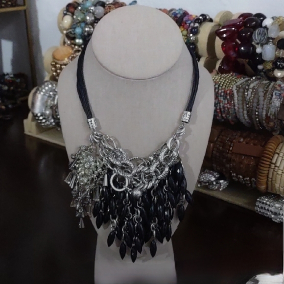 Women's Silver and Black Beaded Floral Rhinestones Leather Strand Necklace - Picture 1 of 9